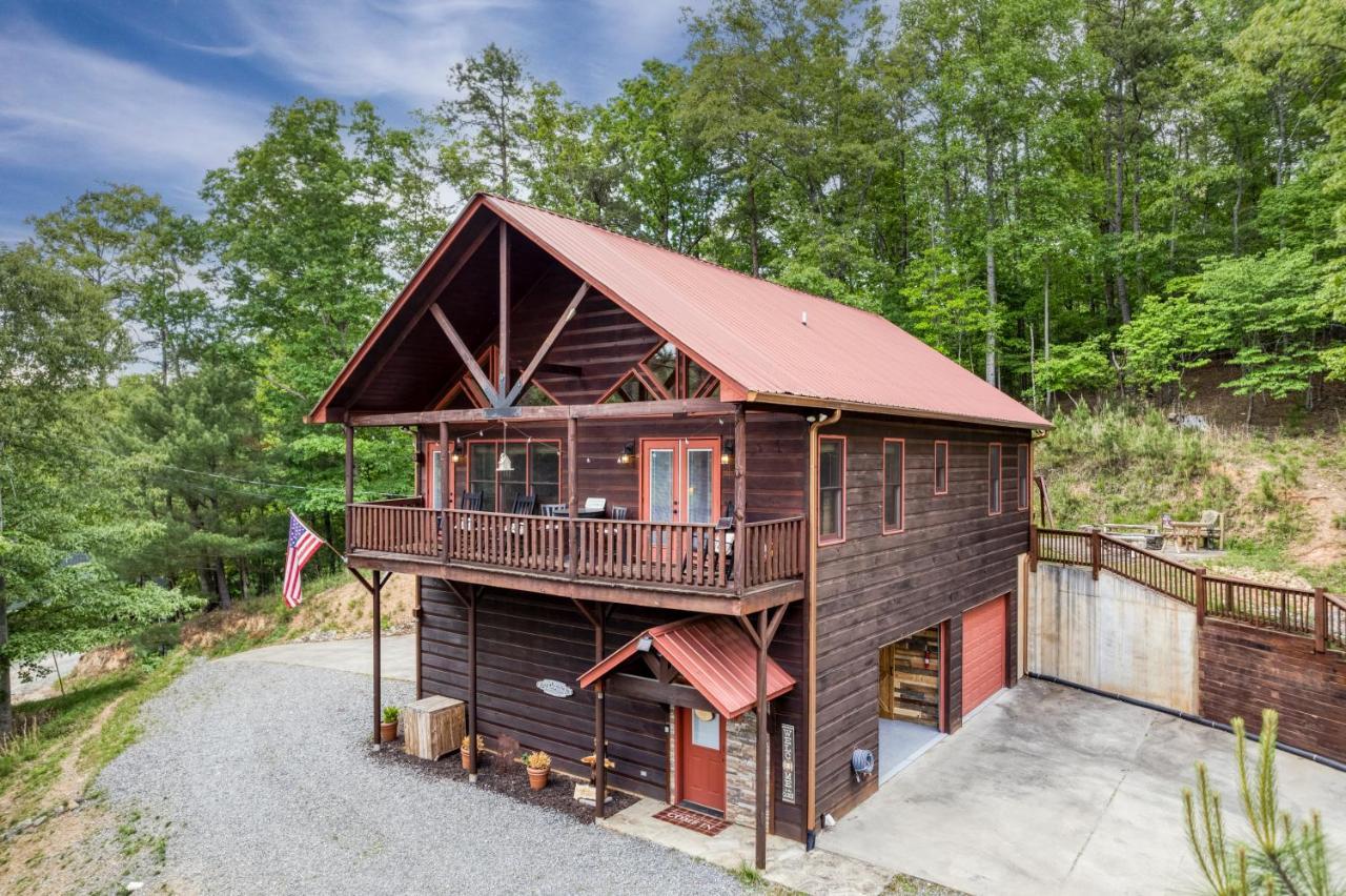إليجاي Trout N' About Your Blue Ridge Mountains Retreat, Hot Tub + Game Room! المظهر الخارجي الصورة