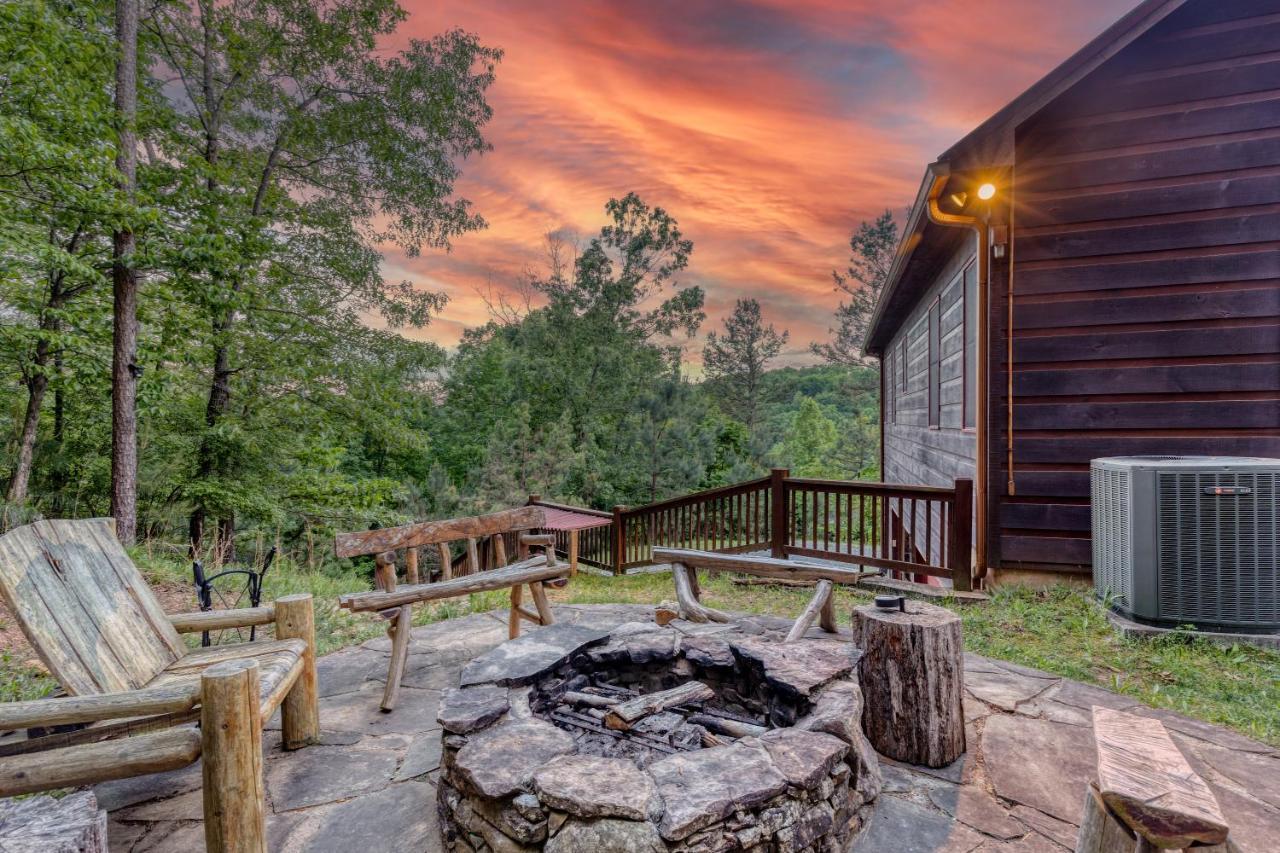 إليجاي Trout N' About Your Blue Ridge Mountains Retreat, Hot Tub + Game Room! المظهر الخارجي الصورة