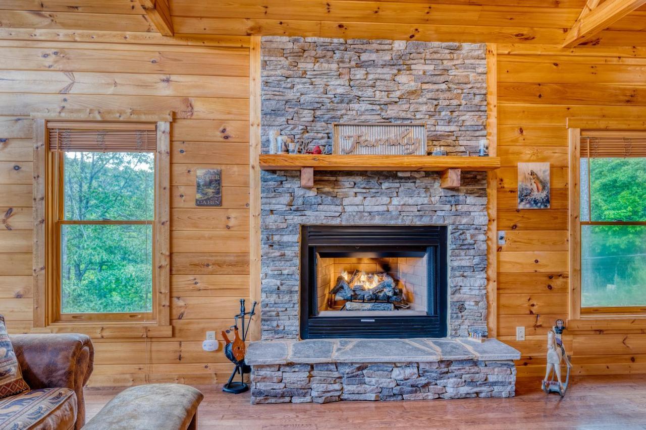إليجاي Trout N' About Your Blue Ridge Mountains Retreat, Hot Tub + Game Room! المظهر الخارجي الصورة
