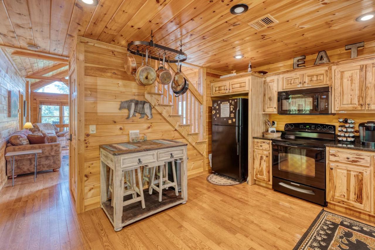 إليجاي Trout N' About Your Blue Ridge Mountains Retreat, Hot Tub + Game Room! المظهر الخارجي الصورة