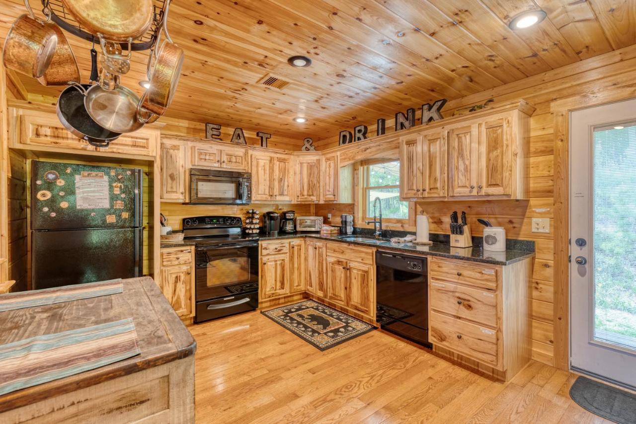 إليجاي Trout N' About Your Blue Ridge Mountains Retreat, Hot Tub + Game Room! المظهر الخارجي الصورة